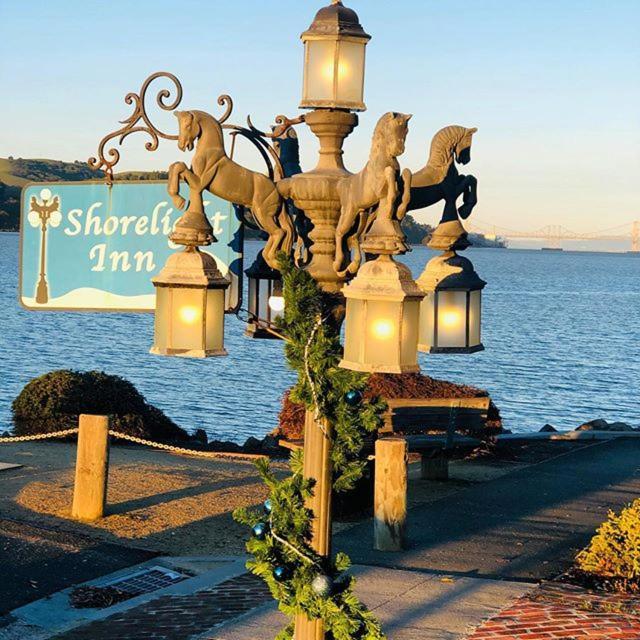 Shorelight Inn Benicia Exteriör bild